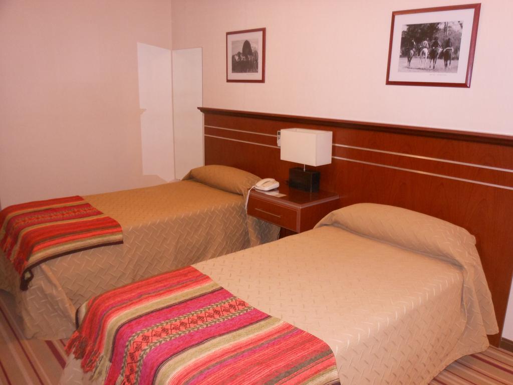 Hotel Orly Corrientes Exterior photo