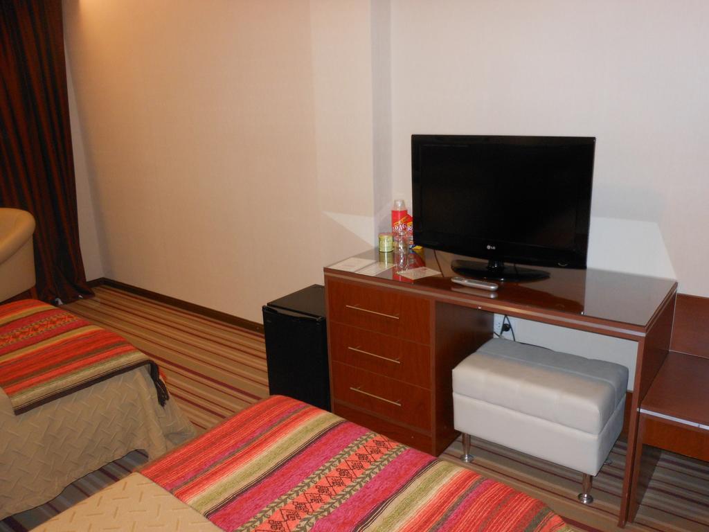 Hotel Orly Corrientes Exterior photo